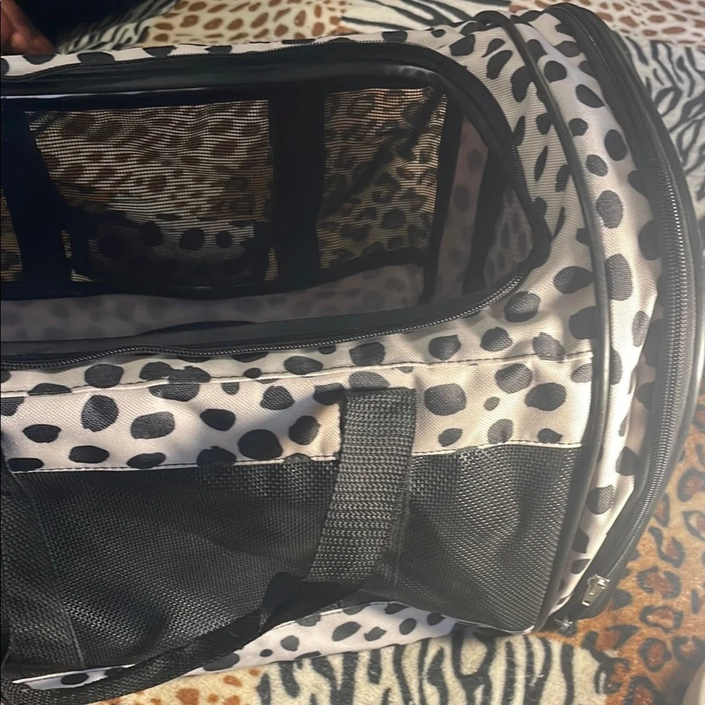 Polka Dot Pet Carrier